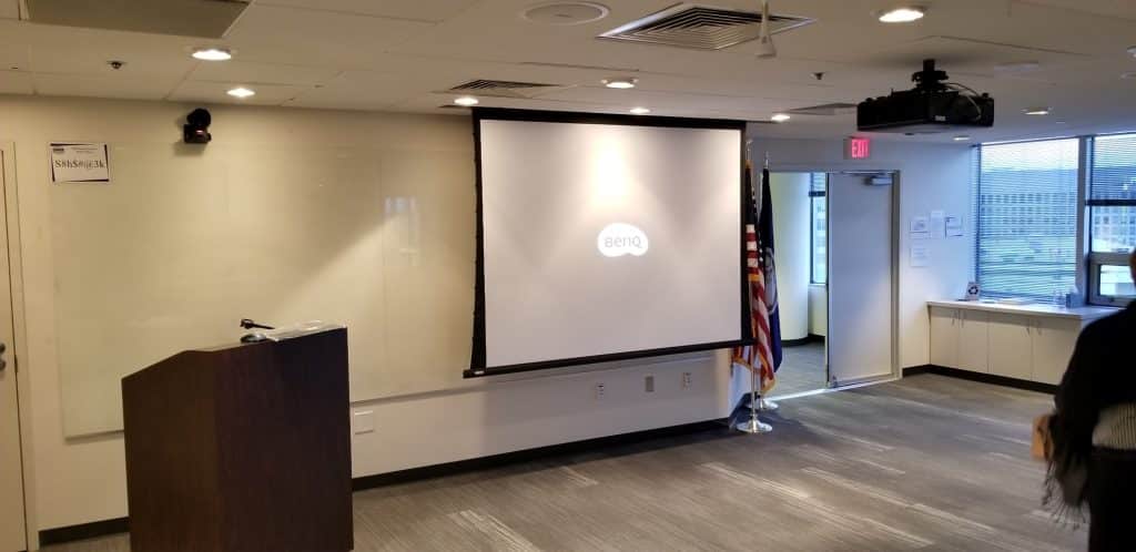 commercial-projector-installation
